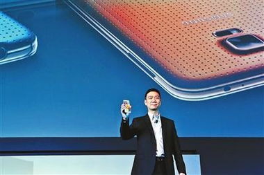 三星加码价格攻势剑指智能手机市场，借研发驱动移动通信产品跃迁